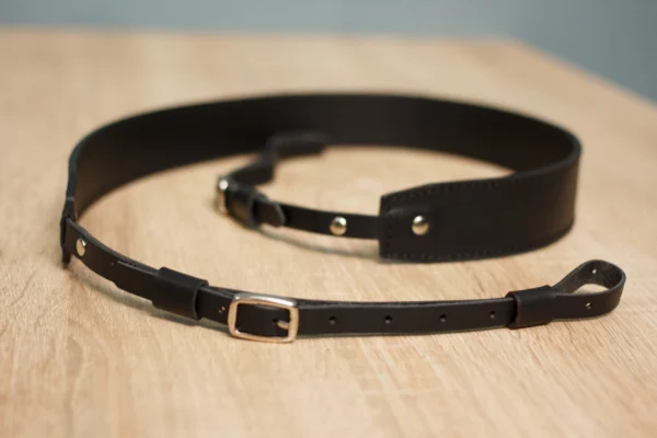 Leather neck camera strap
