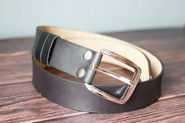 Leather belt without stitching - Image 3