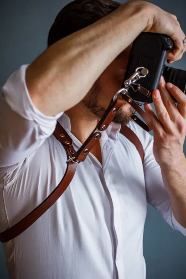Personalized camera harness with combined strap width - Image 5