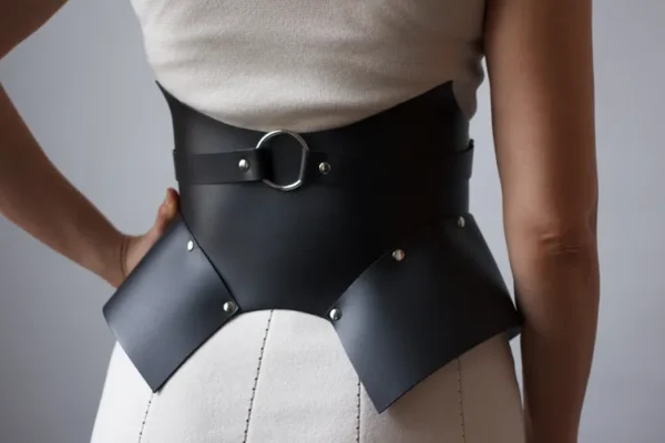 Leather Women's harness with Corset - Image 8