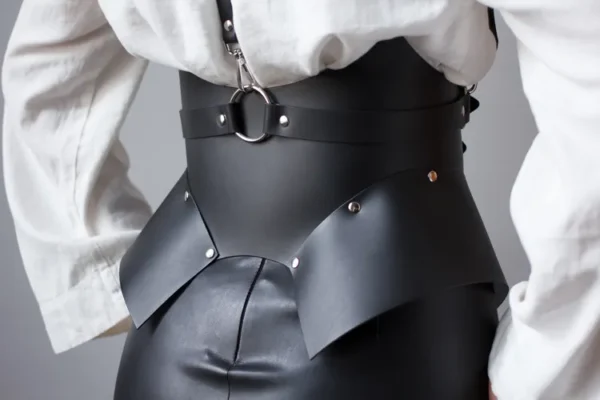 Leather Women's harness with Corset - Image 3