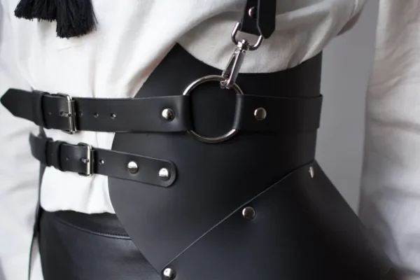 Leather Women's harness with Corset - Image 4
